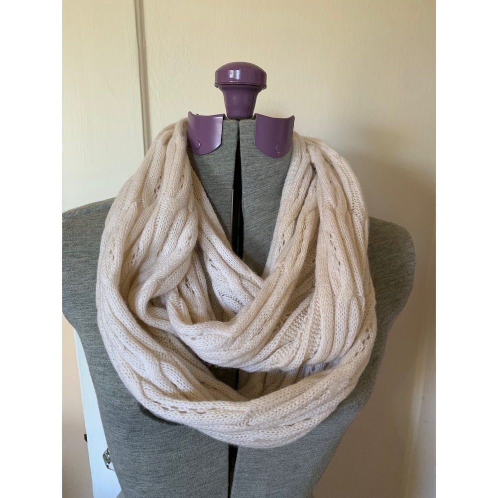 Celeste Wool Cashmere Cable Knit Infinity Scarf Cream Ivory Pointellle   Cozy